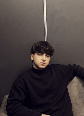 Sahil из Московския 18 лет