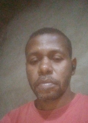 Leandro из Duque de Caxias 43 года