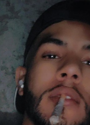 Bouhia из Oran 26 лет