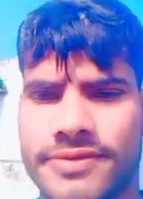 Rajkishor Chaud, 18, India, Faizābād
