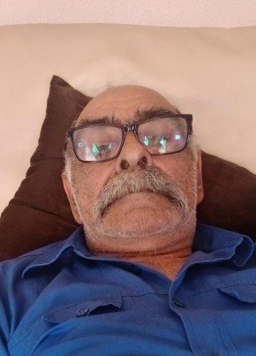 Toni из Αθηναι 54 года