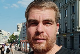 Maksim, 45 - Just Me