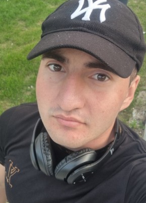 Mansur, 23, Russia, Dmitrov