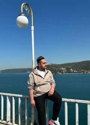 Fakkus, 23, Türkiye Cumhuriyeti, İstanbul
