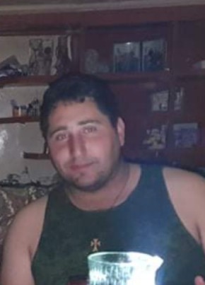 Виктор, 26, Azərbaycan Respublikası, Xankəndi