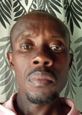 Hafasha Edward из Kampala 18 лет