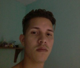 Daniel, 27, Cienfuegos