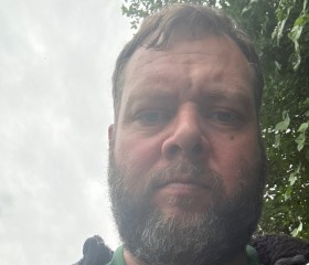 Gary, 43, Belfast