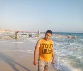 علي فراج, 56, Cairo