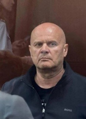 Роман из Курска 45 лет