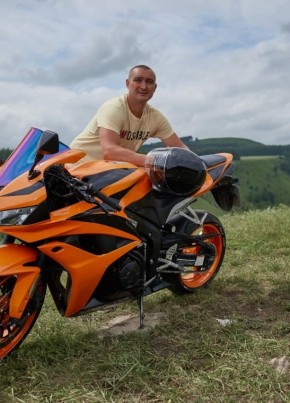 Павел из Кисловодска 39 лет