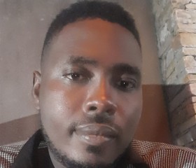 Moshi, 28 лет, Kampala