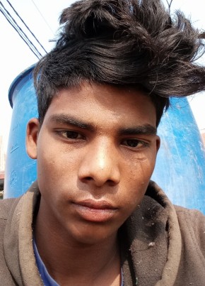 Kursi jawab, 18, India, Faizābād