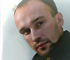 Sergei Ustinov, 42, Puducherry