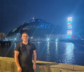 Maksim, 27, Hong Kong