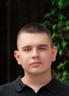 Константин из Ольгинки 18 лет