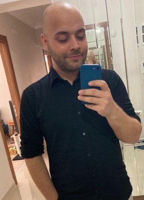 Ali, 26, Turkey, Istanbul