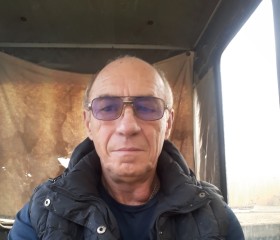 Анатолий, 66 лет, Афипский