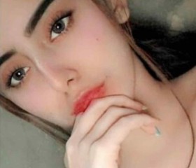 Zainab, 21, Gujrat