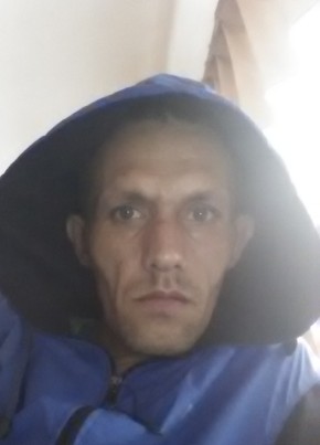 Олег, 40, Россия, Первоуральск