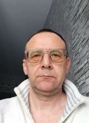 Павел Фесенко из Гатчины 51 год