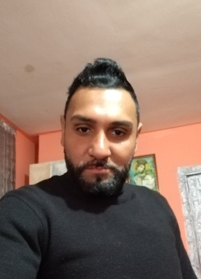 Codruț boss, 34, Romania, Bacău