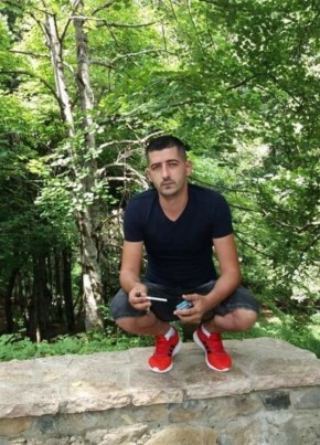 Gerti, 35, Albania, Tirana