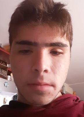 Emanuele, 21, Repubblica Italiana, Brusaporto