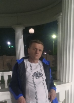 Влад, 55, Россия, Кузнецк