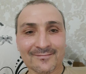Иван, 47 лет, București
