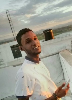 usmanhatim, 32, Kenya, Mombasa