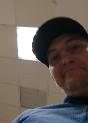 Сергей из Вологды 44 года