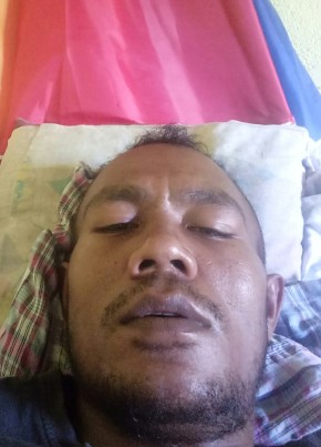 Seno, 33, East Timor, Dili