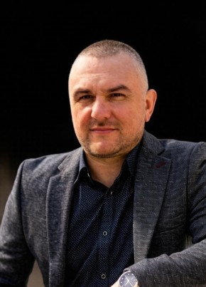 Антон из Калининграда 43 года