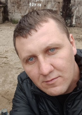 Дмитрий из Светлограда 35 лет