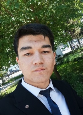 Ethan из Toshkent 18 лет