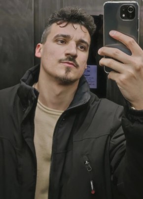 Александр из Омска 37 лет