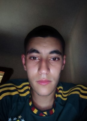 فيصل, 18, People’s Democratic Republic of Algeria, Algiers