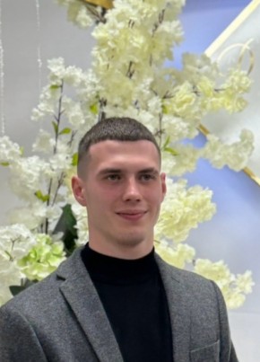 Денис из Piacenza 22 года
