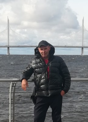 Алексей из Климовска 46 лет