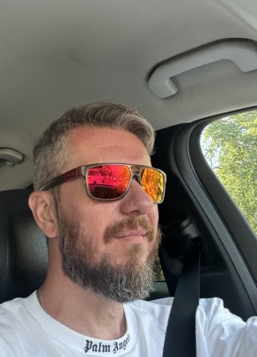 Alex, 40, Russia, Moscow