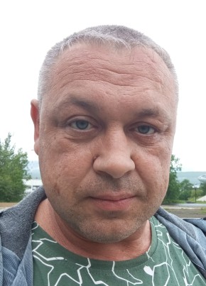 Vitaliy из Платнировскаи 48 лет