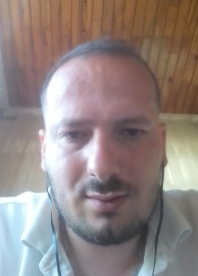 Hakan из Paris 25 лет