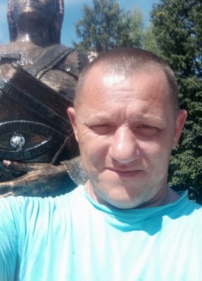 Максим, 44, Россия, Канаш
