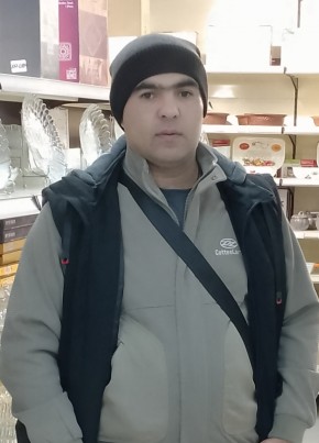 Vahhobjon из Мурманска 39 лет