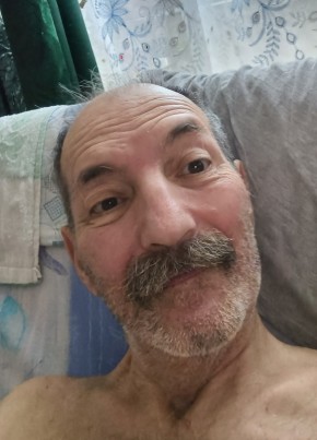 Lucy из București 66 лет