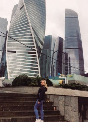 Елена, 28, Россия, Чердаклы