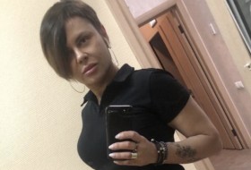 Valentina, 34 - Just Me