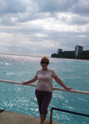 Мария, 61, Россия, Ноябрьск