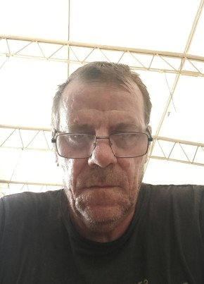 Stefan из Brașov 47 лет